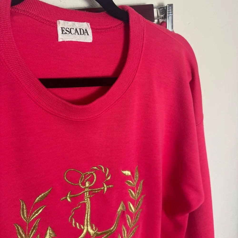 Escada vintage hot